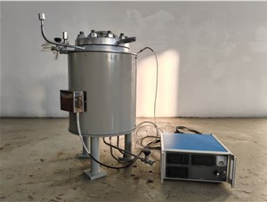 10L不銹鋼儲罐已完工發(fā)往揚(yáng)州