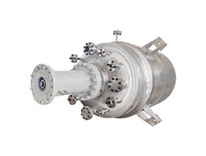 2000L不銹鋼夾套外循環(huán)加熱反應(yīng)釜已完工發(fā)往津市